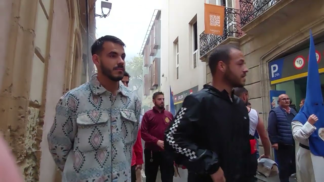 Prendimiento bajo la lluvia ☔️ parte 1