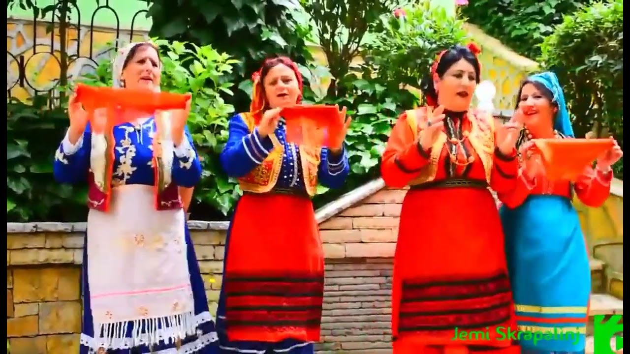 Drita Qafoku Diana Ymeri-Valle e kënduar