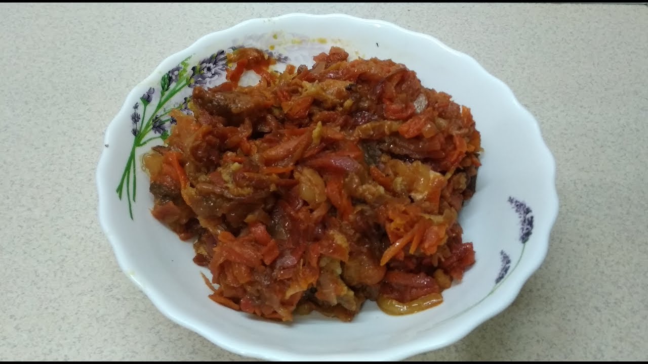 Риба, тушена з овочами