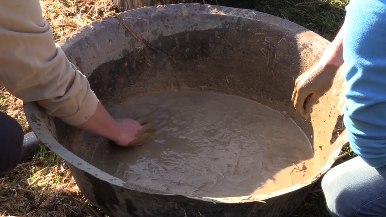 D'amour et de Pain   Construction d'un four à pain en terre crue1
