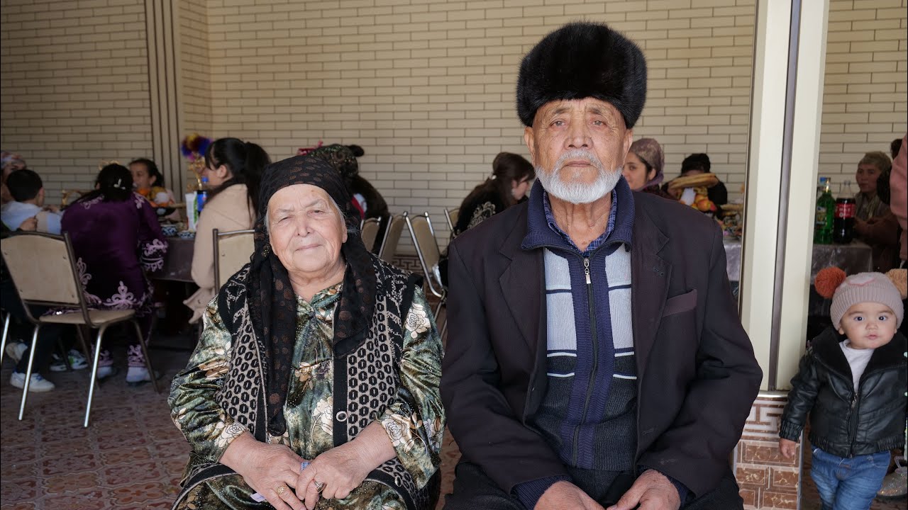 Зодрӯзатон муборак бошад Гулбаҳор она, табрик аз номи набераҳо дар деҳаи Миронқул