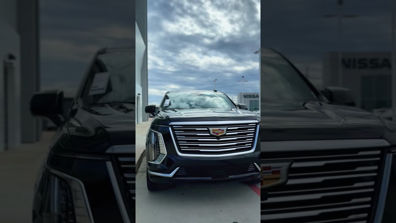 Cadillac Escalade Platinum Luxury 2026 года в цвете &laquo;Черный ворон&raquo; и салоне Sheer Gray
