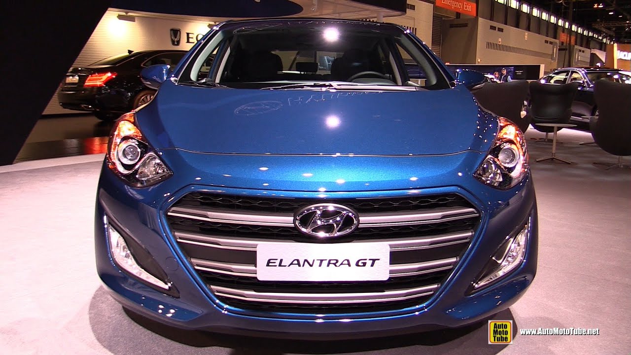 2016 Hyundai Elantra GT - Exterior and Interior Walkaround - 2015 Chicago Auto Show