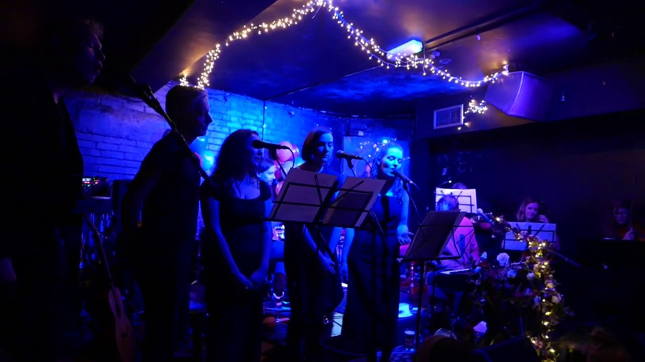 Paul Mosley & The Red Meat Orchestra - Shadows on the Wall @The Slaughtered Lamb
