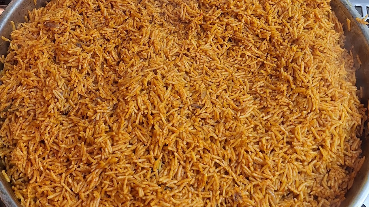 Delicious Nigeria smokey party jollof rice, everyone ask for more #viral #easyrecipes #delicious 
