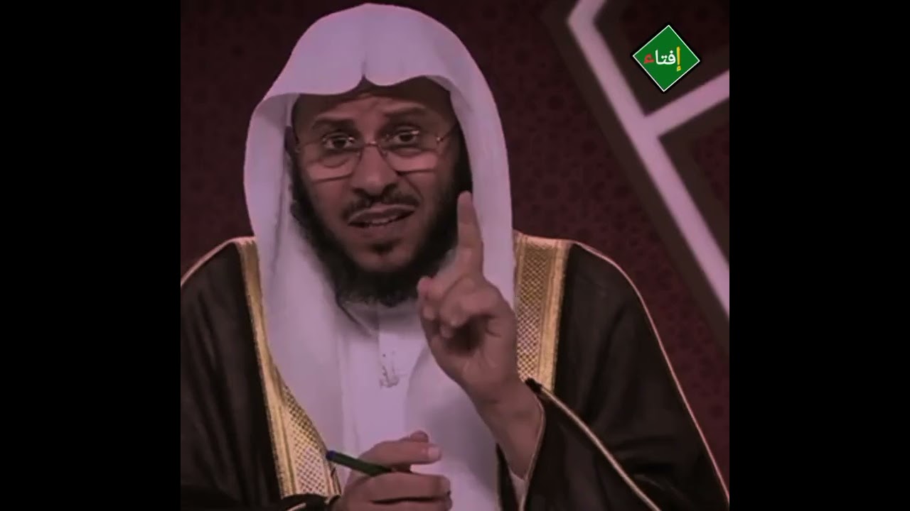 هل يجب على المرأة الحجاب عند قراءة القرآن ؟الشيخ عزيز العنزي 