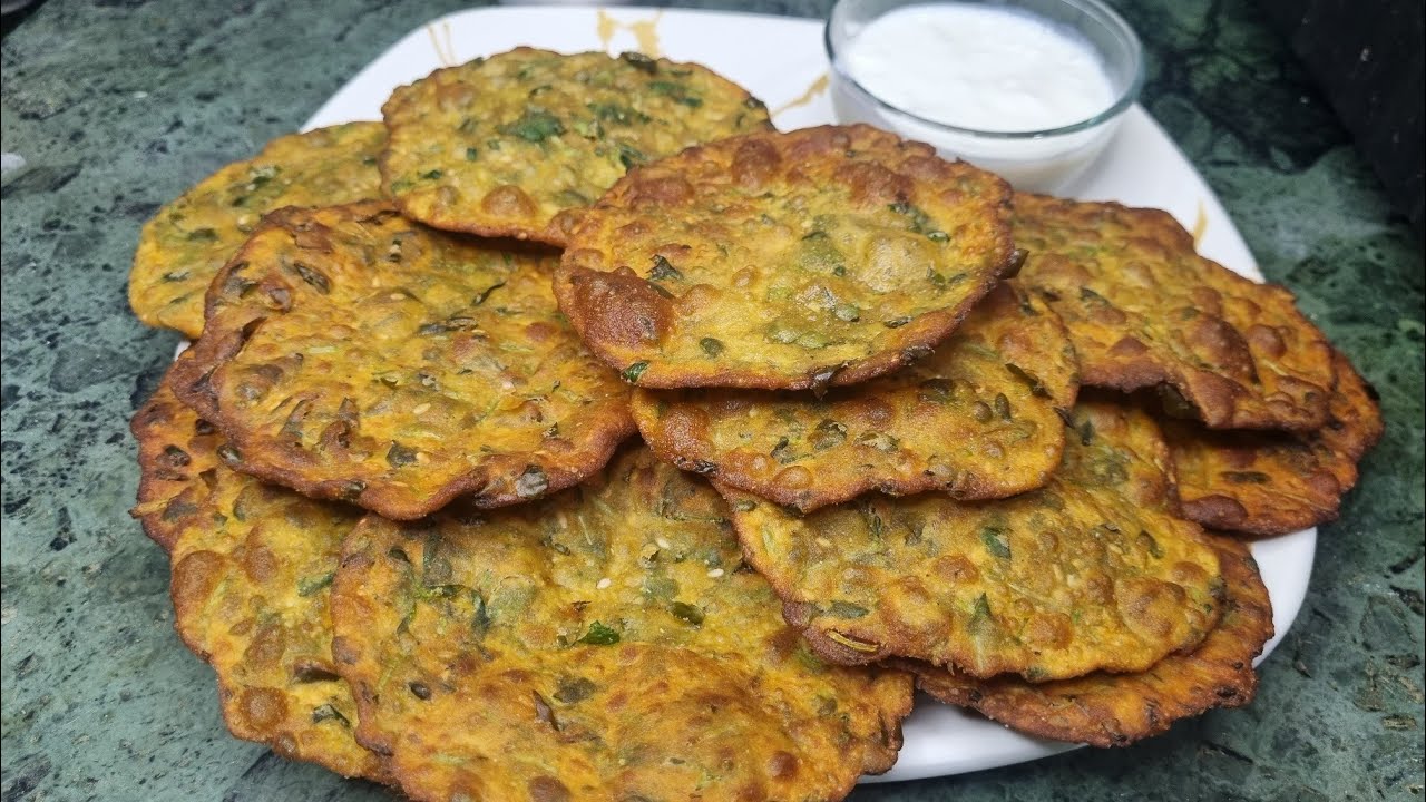 सुगंधी मेथी पुरीची खास रेसिपी | झटपट आणि चविष्ट | Easy Methi Puri Recipe | Crispy, Spicy & Perfect |