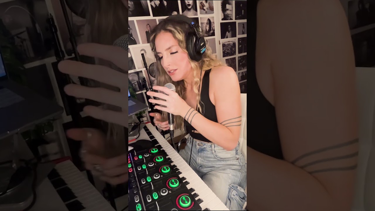 New track &ldquo;Lips Like Stutter&rdquo; xo #rc505 #looppedal #femaleproducer #loopstation