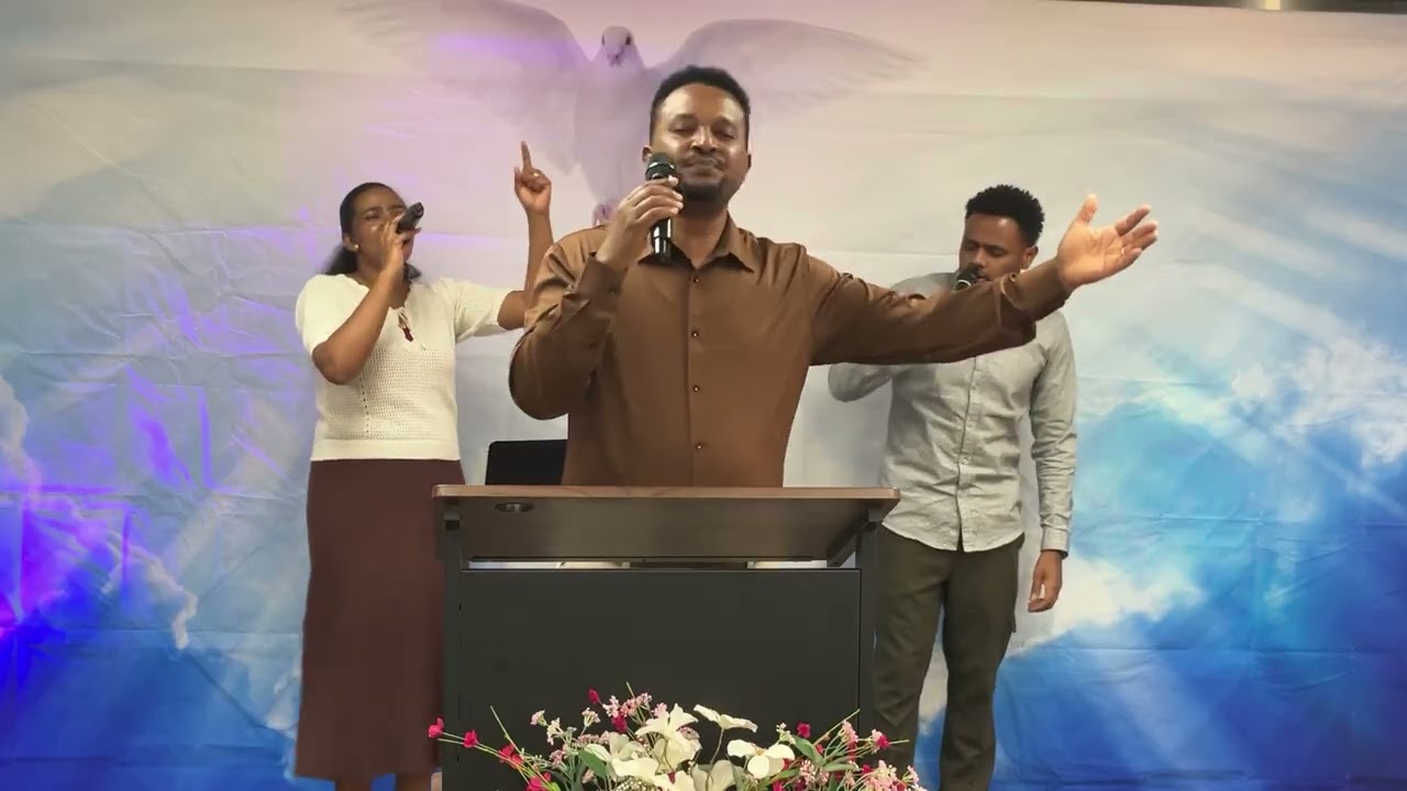 እንደ እኔ ማን ነው ll Endene Man New ll አምልኮ ከወንድም ቢቂላ አብዲሳ ጋር ll Glory of God International Church, KY