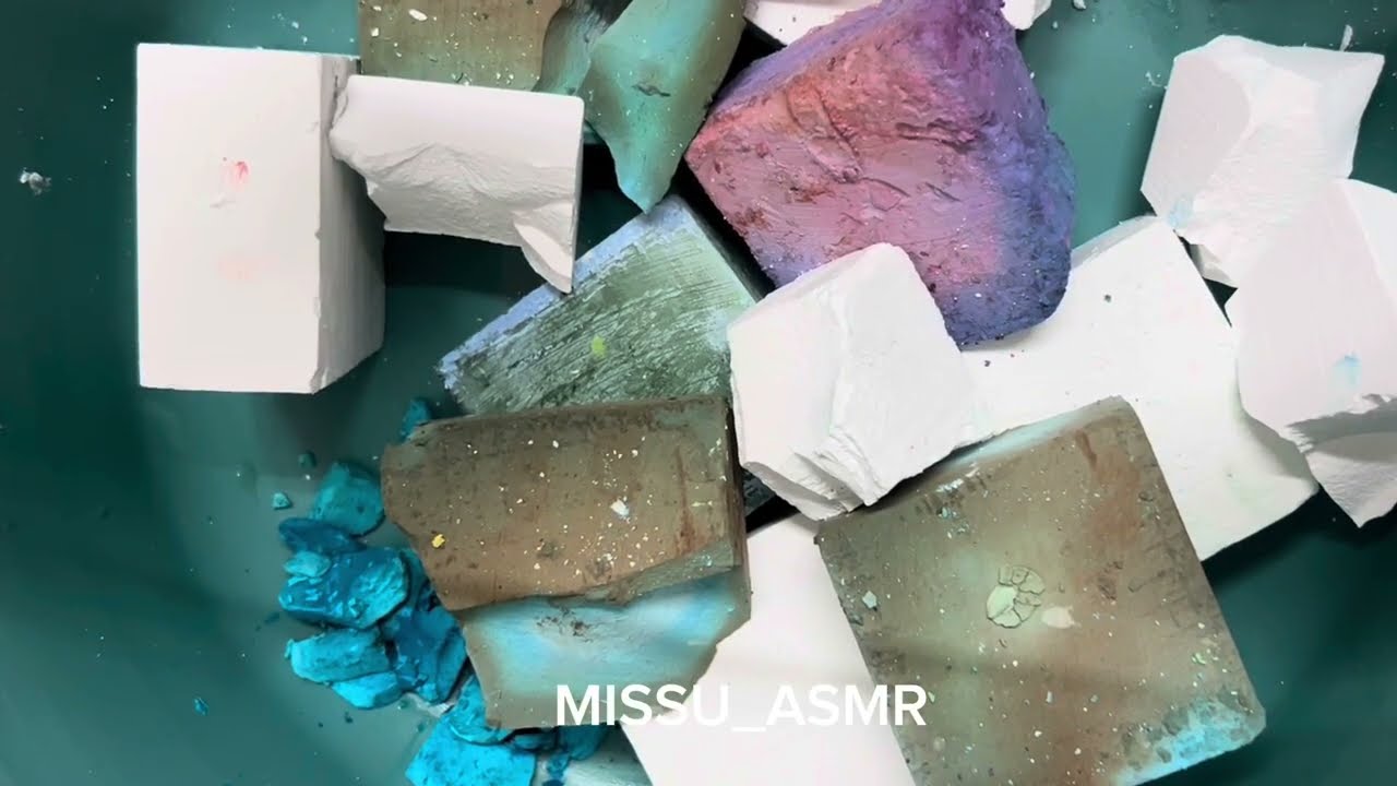 ASMR/ gym chalk/colourful gym chalk/fresh gym chalk /Satisfying ASMR/Sleep Aid Oddly