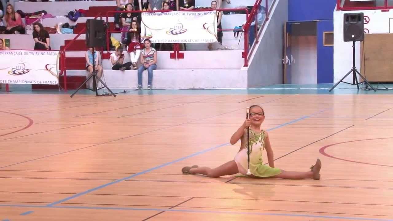 Twirling Bâton Médaille Or  Emma Lextrait