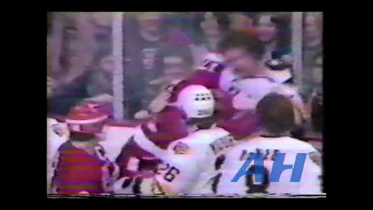 NHL Mar. 13, 1980 John Wensink,BOS v Mike Foligno,DET Boston Bruins Detroit Red Wings