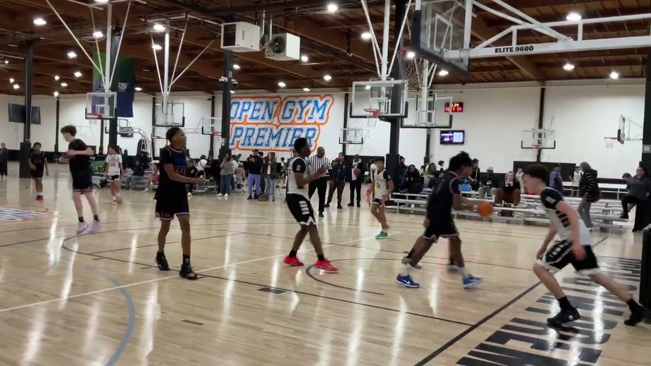 916 Dream Chasers Black 2030 vs Showtime XVI 14u. G365 New Years Bash 1/11/2026 Ship. L 54-53