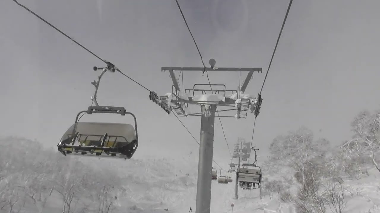 ニセコ東急グラン・ヒラフ　キング第3クワッドフード付き　King Quad Lift No.3 Niseko Grand HIRAFU, Hokkaido, Japan