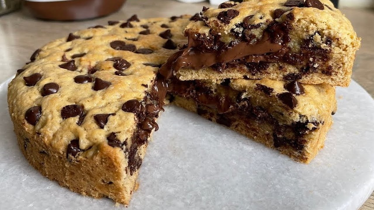 Cookie Géant XXL au Nutella en 5 minutes , gâteau très gourmand, facile et rapide à faire