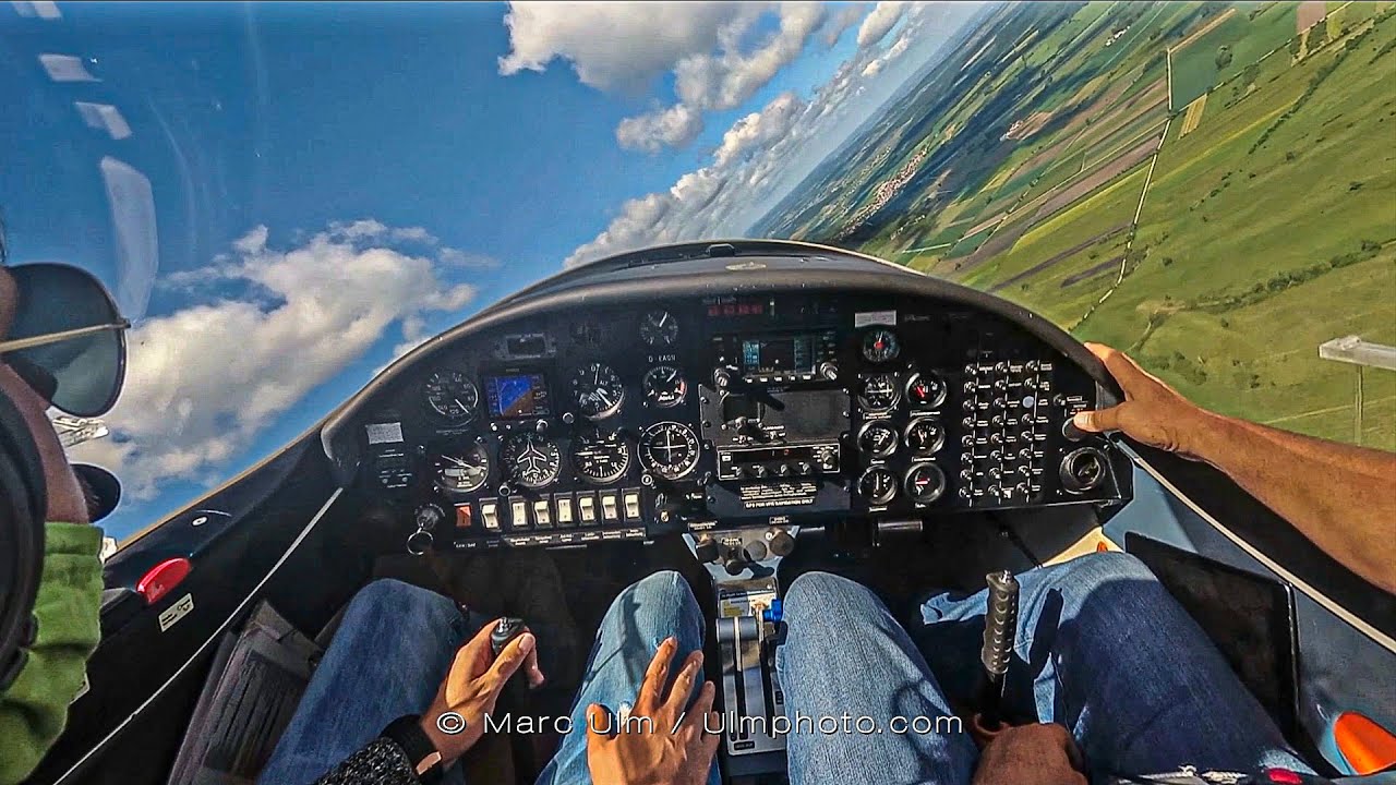 Aquila A210 Steep Turns, Landings, Take Off's, Touch and Goes - Introduction Flight