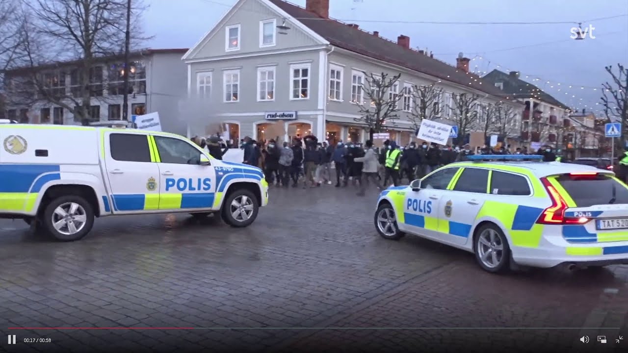 Protest efter d&ouml;dlig polisskjutning mot inbrottstjuv, Eksj&ouml;