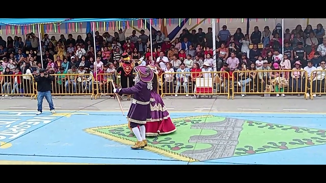 PRESENTACION DE LA DAMA Y EL TURCO
