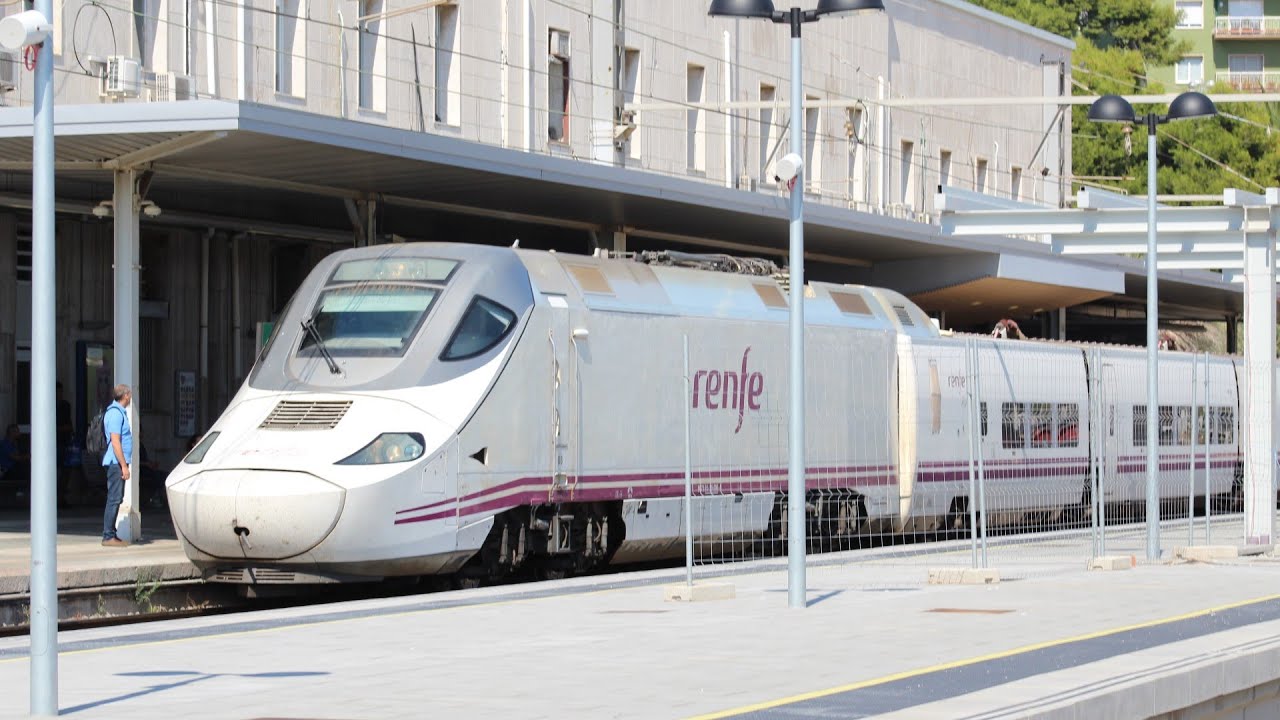 Trains at Tarragona Mediterranean Corridor (Talgo Euromed Rodalies de Catalunya) 5/9/17