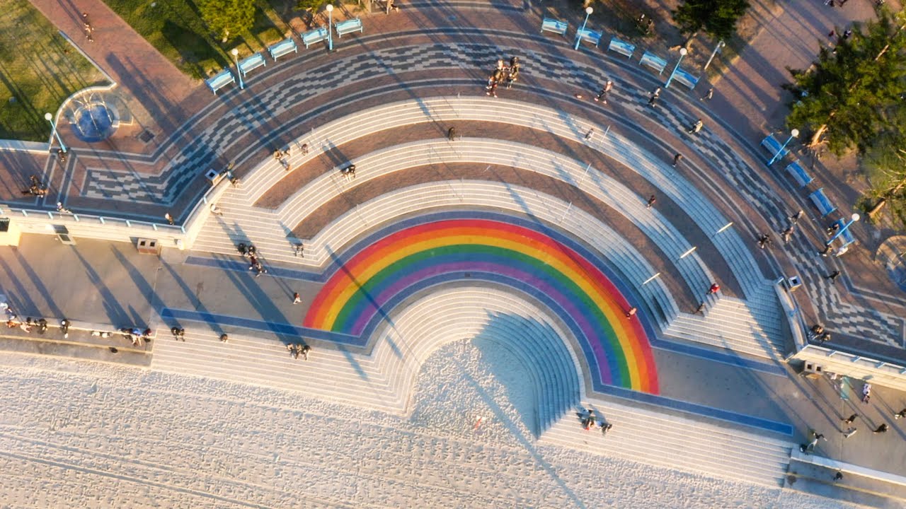 RELAXING SYDNEY COASTLINE DRONE TOUR