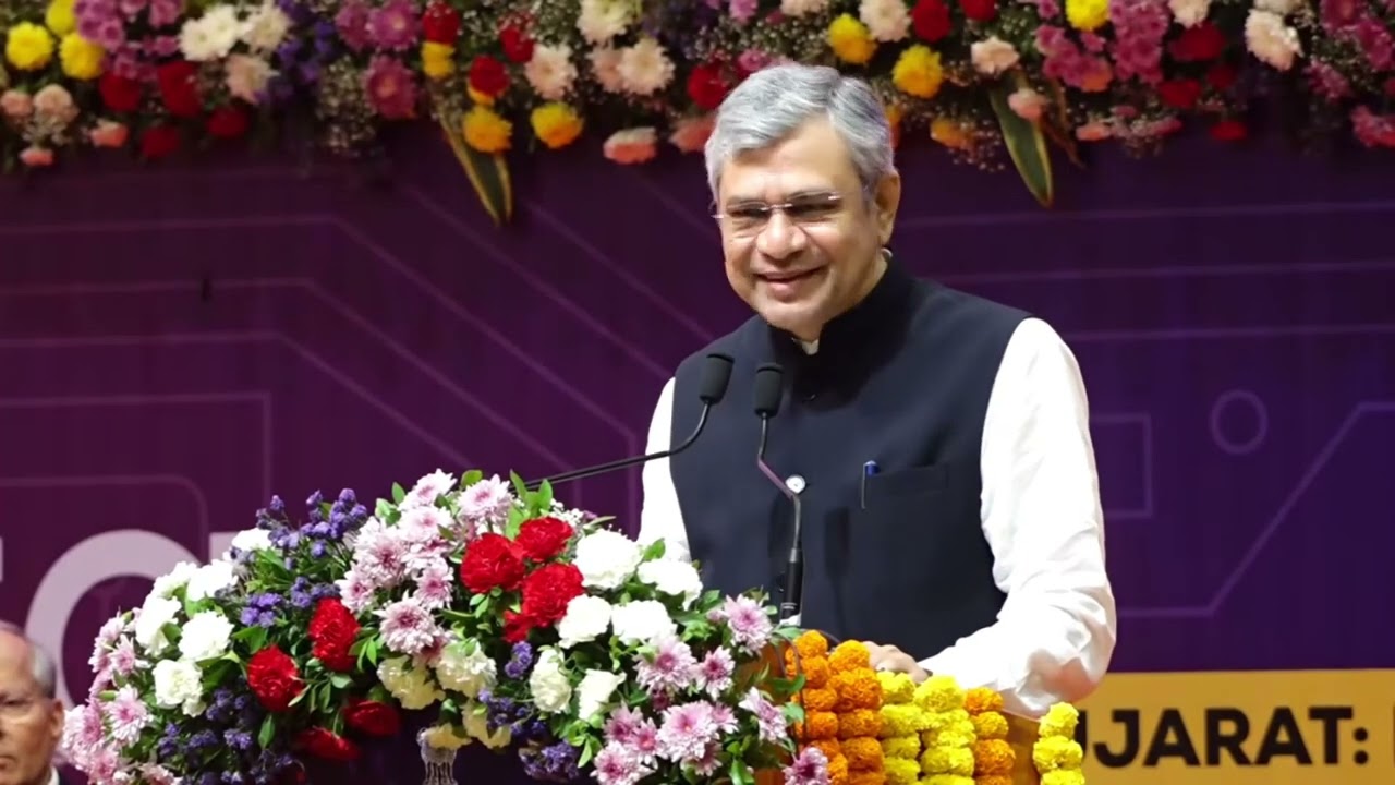 Ашвини Вайшнав Бхупендра Патель Харш Сангхави Арджун Модхвадия Гандинагар Ганди Мандир