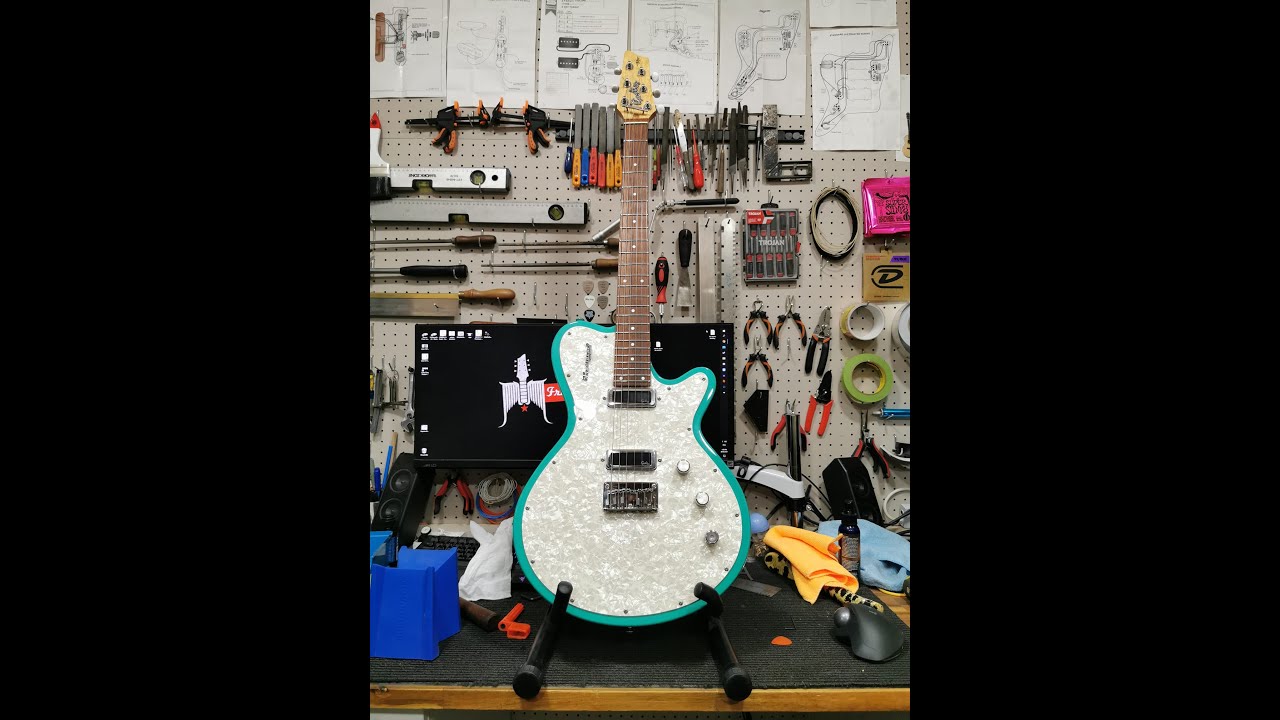 Godin Radiator.
