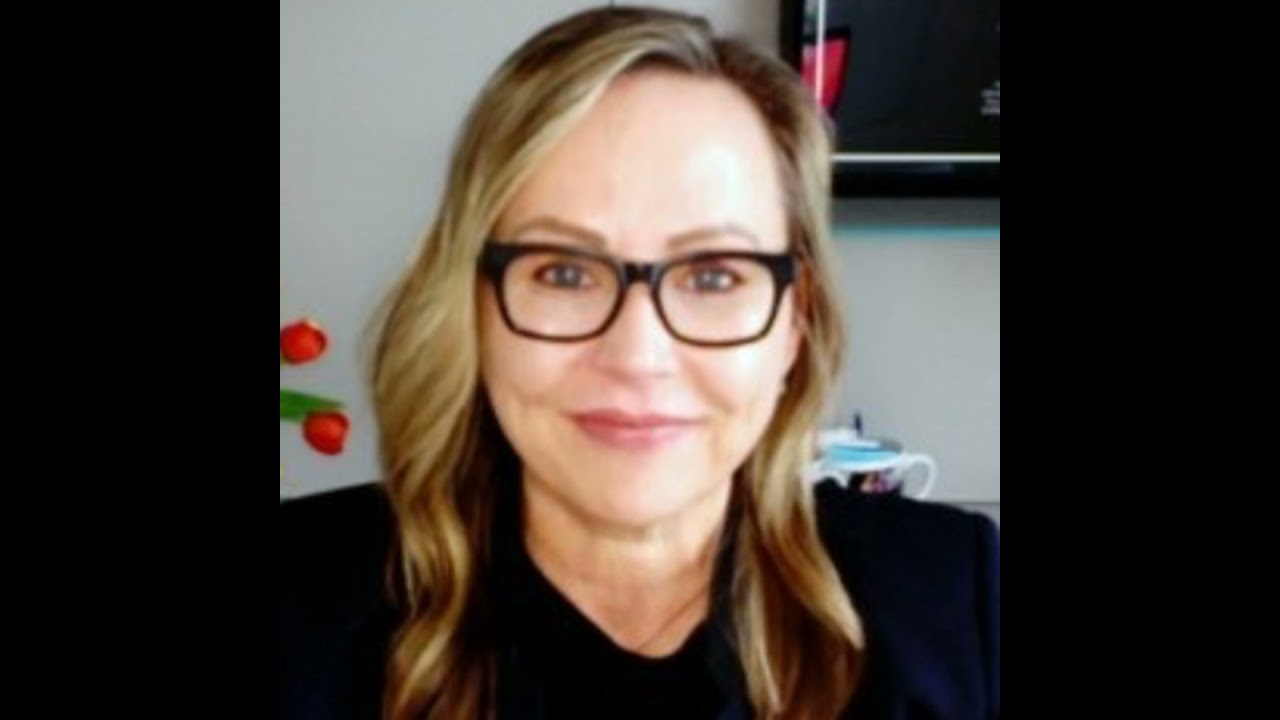 Episode 242: Update with Daniele Beasley - Financial Therapy is an emerging field - what is it, w...
