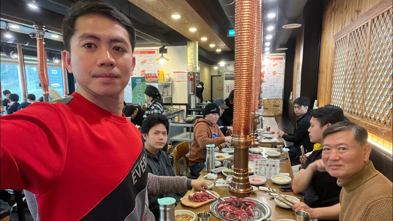 Eating Dinner Together After Work | 소갈비살