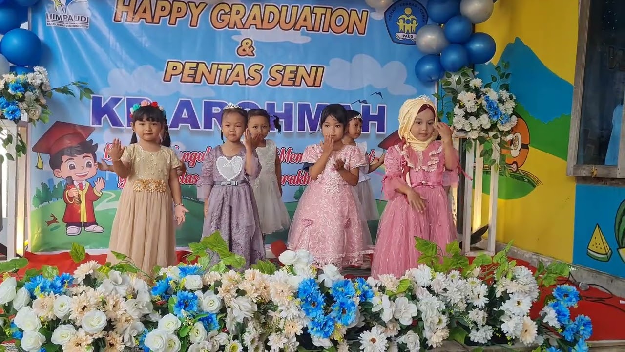pentas seni anak paud lucu nggemesin