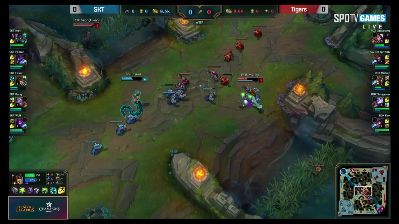 Faker so fast the game animation bugs out