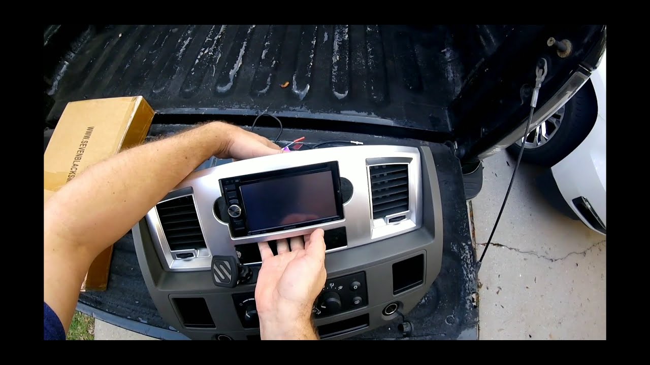 Installing a new Kenwood DDX470 PART 1