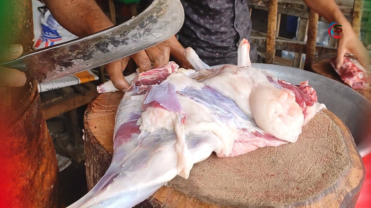Full Goat Cutting and Process In Village | Big Goat Cutting Video | Goat Cutting Skill@cuttingstore