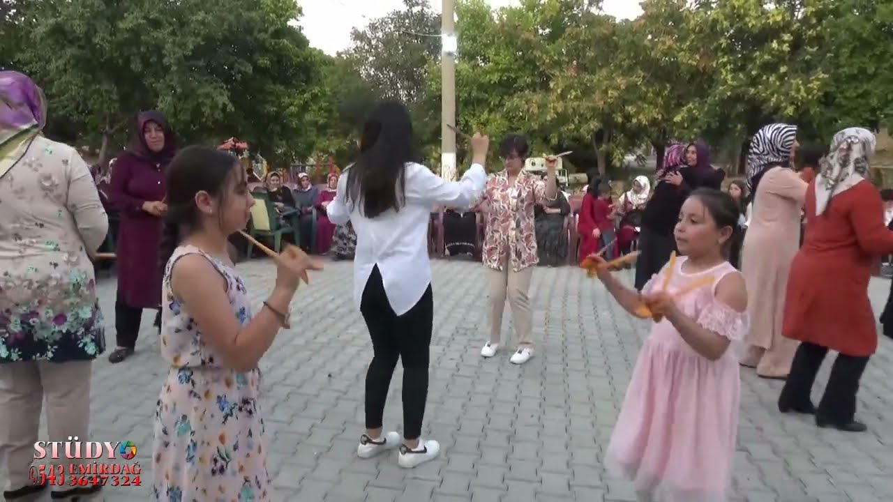 AMAN YAR - BİR YANI BAYIRLI (Bademli Kaşık Havaları)