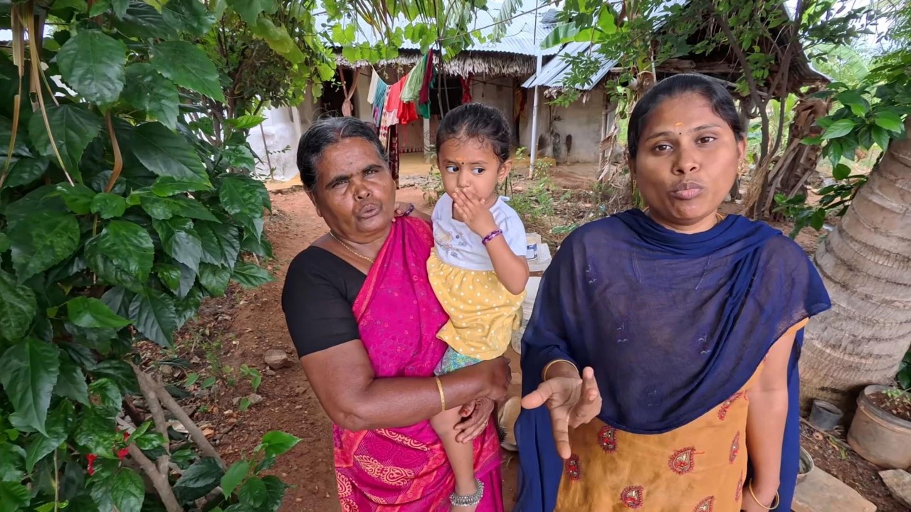 tamizhini ku உடம்பு சரியில்லைnu hospital போனா அங்க போய் இவ என்ன பன்றா பாருங்க 🥰indiakutty 