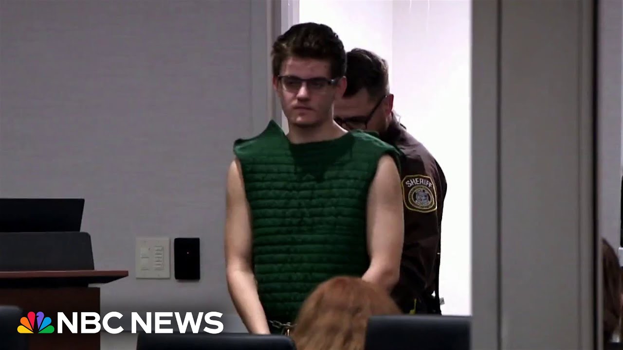 FBI alleges teenager involved in plot to kill Trump