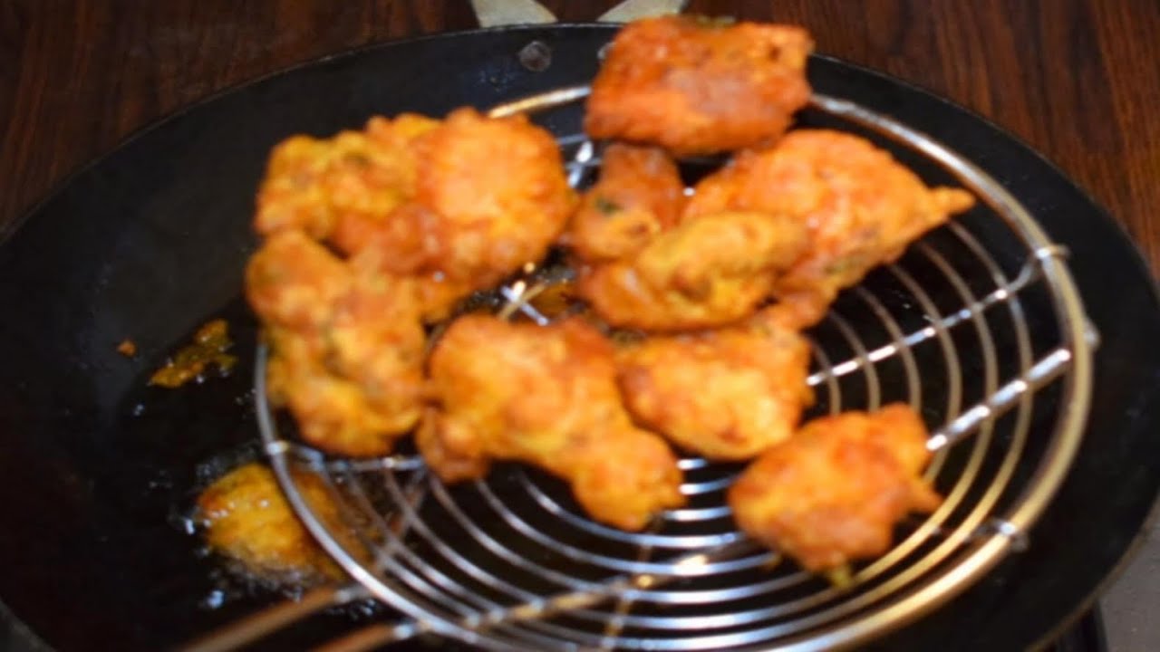CRISPY CHICKEN PAKORA | INDIAN CHICKEN PAKODA | Nina Kitchen