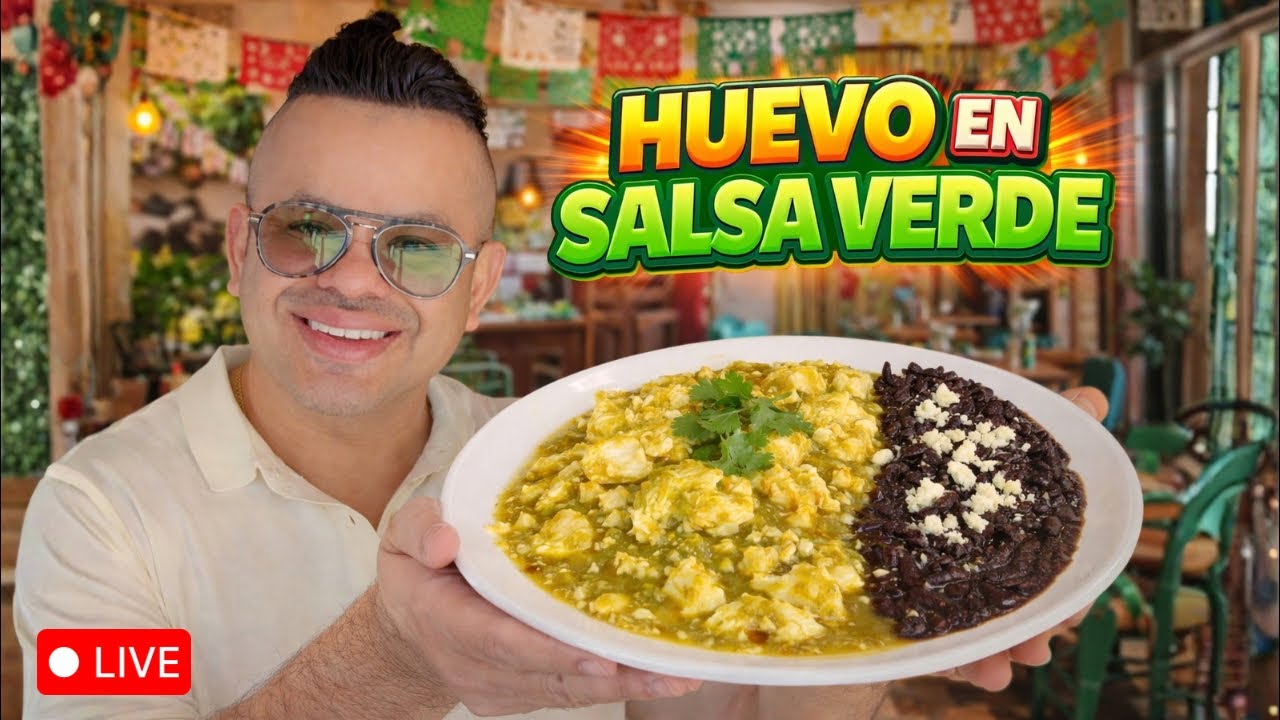 Huevo en salsa verde para el desayuno ￼