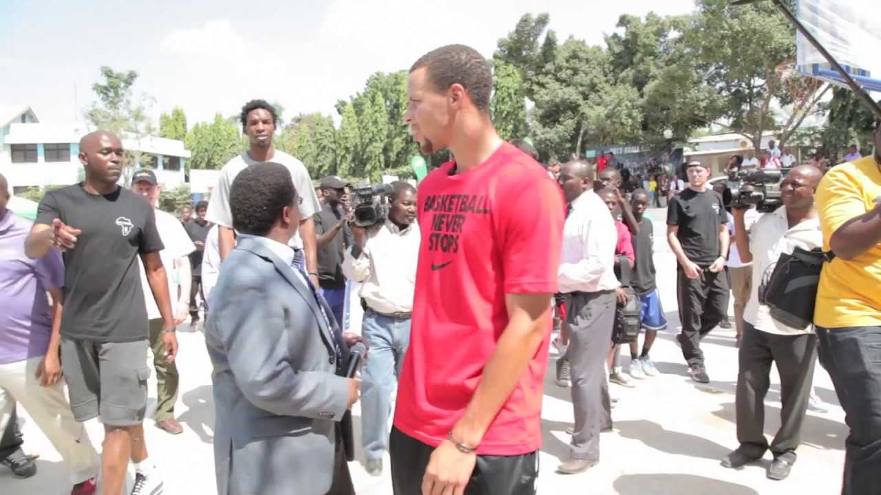 Stephen Curry Clinic Hosted By Bball Kitaa