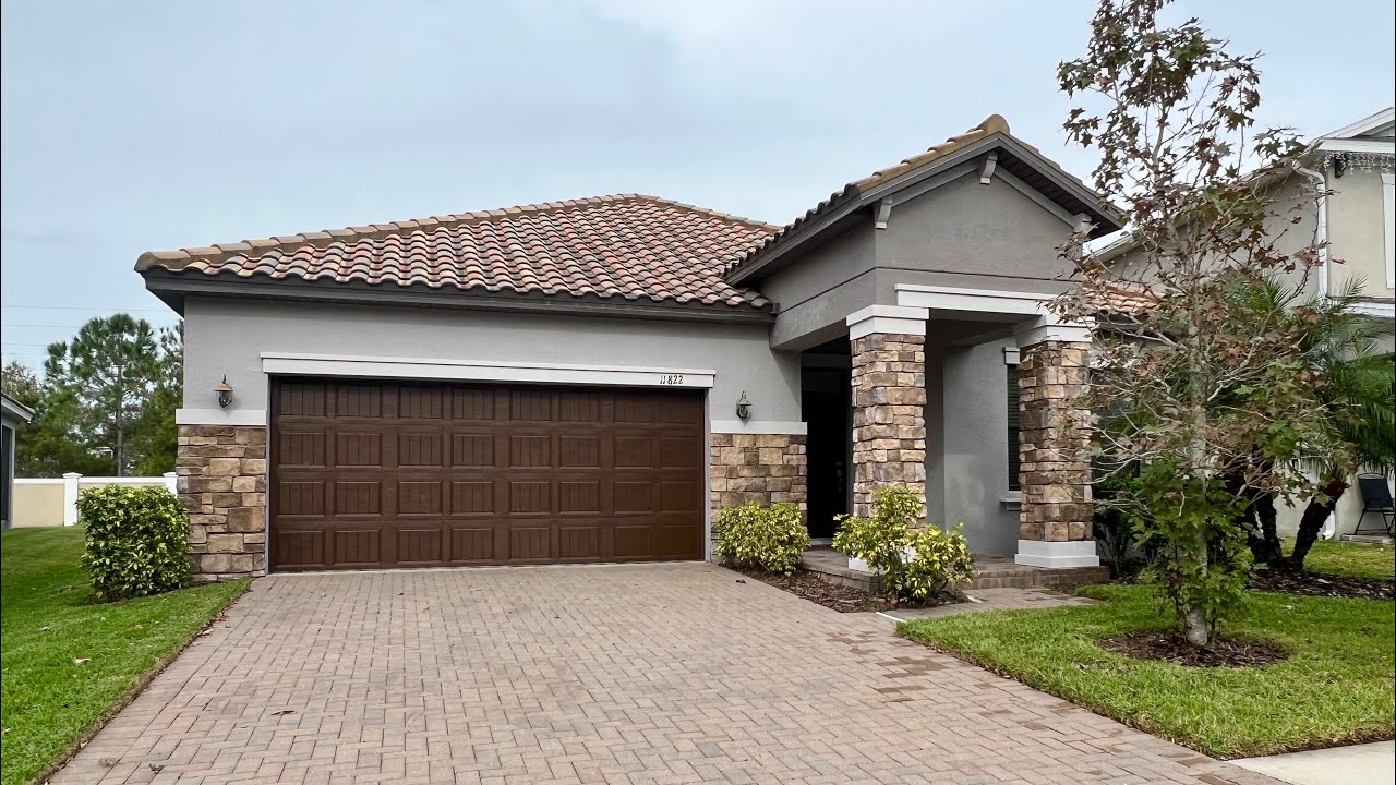 11822 Frost Aster Dr, Riverview, FL 33579
