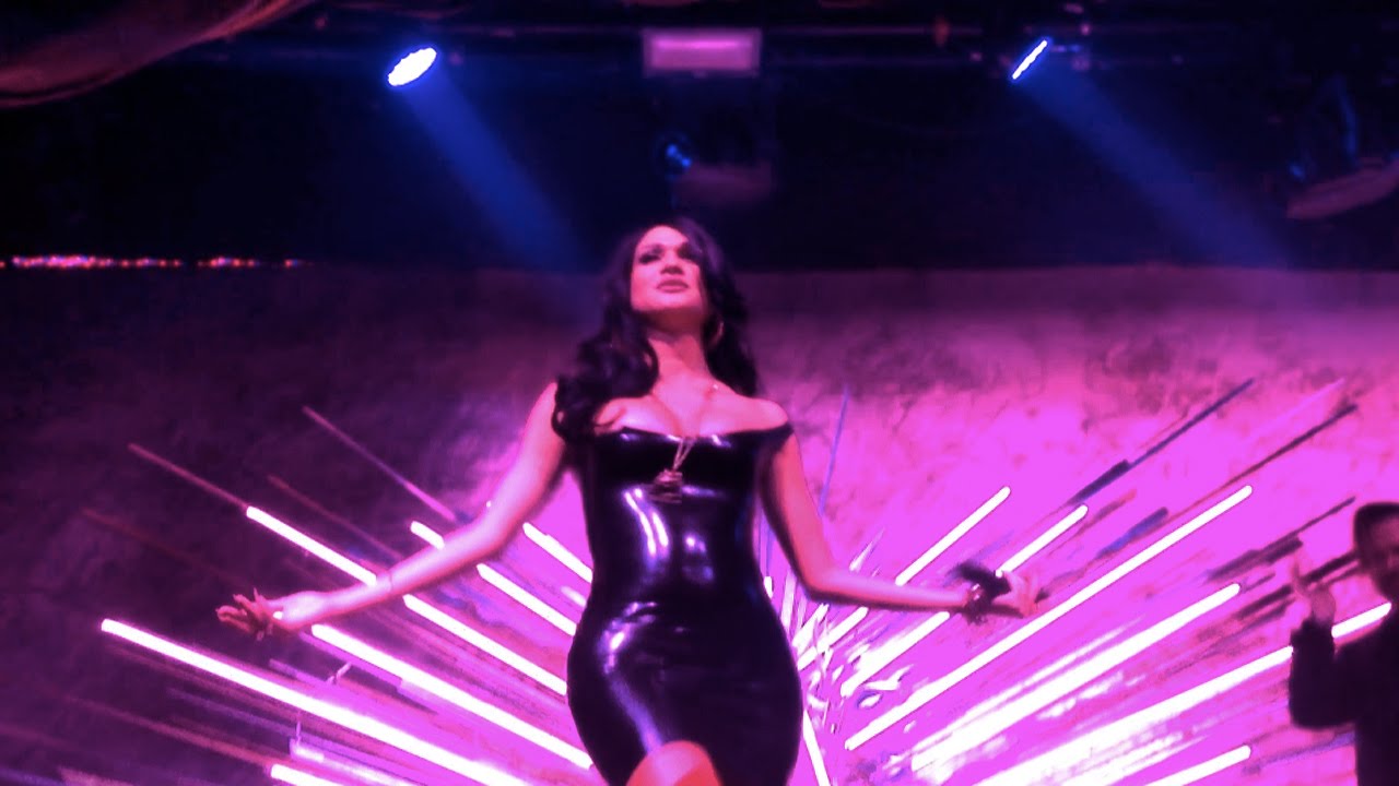 Nomi Ruiz LIVE NYE 2015 at Diamond Horseshoe, NYC
