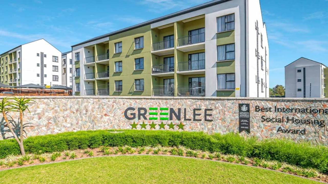 Live Smart. Live Green. Welcome to Greenlee !!!!🏡🌴🌳