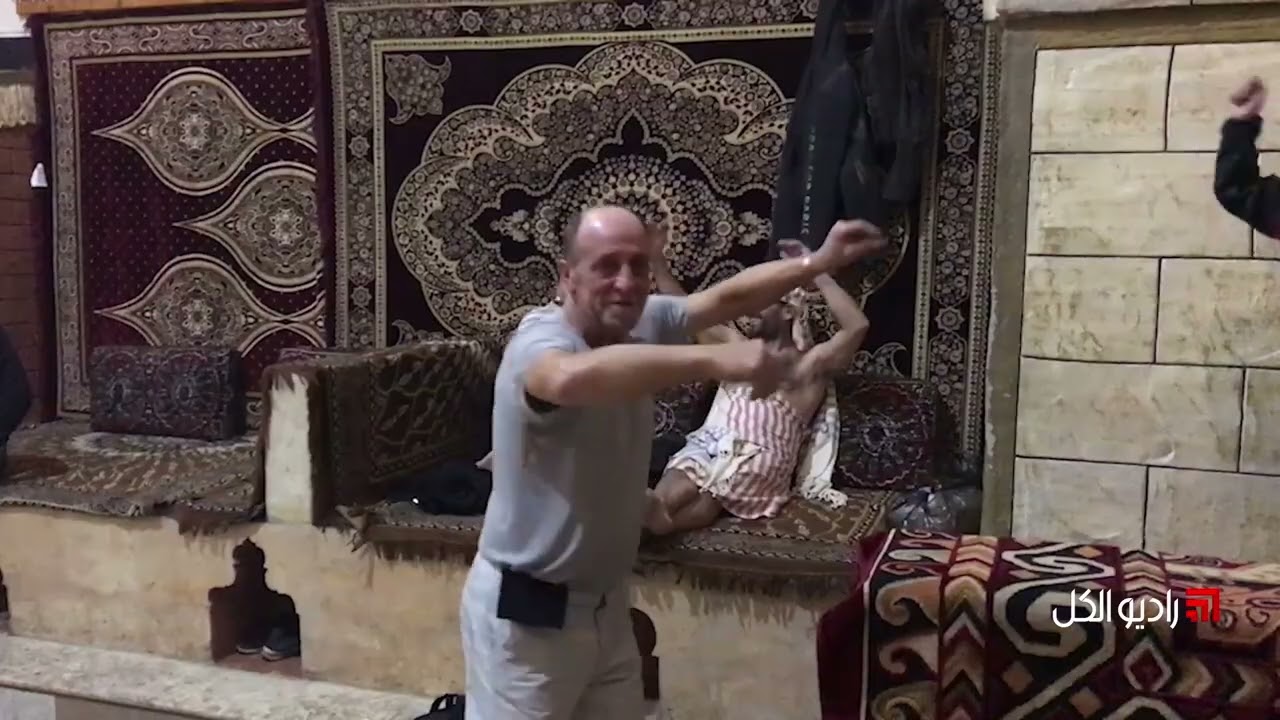حمام السوق في مدينة سلقين يعود للعمل بعد إغلاق دام 10 سنوات