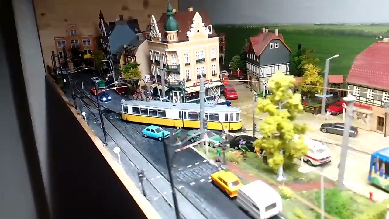 modellstrassenbahn. GT4 Stuttgart und Aufbauwagen.