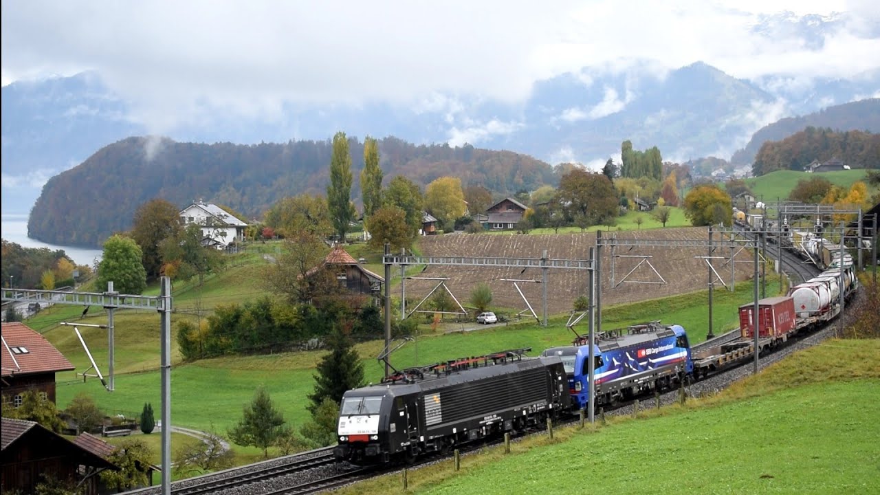 Trafic ferroviaire à Einigen / Bahnverkehr in Einigen