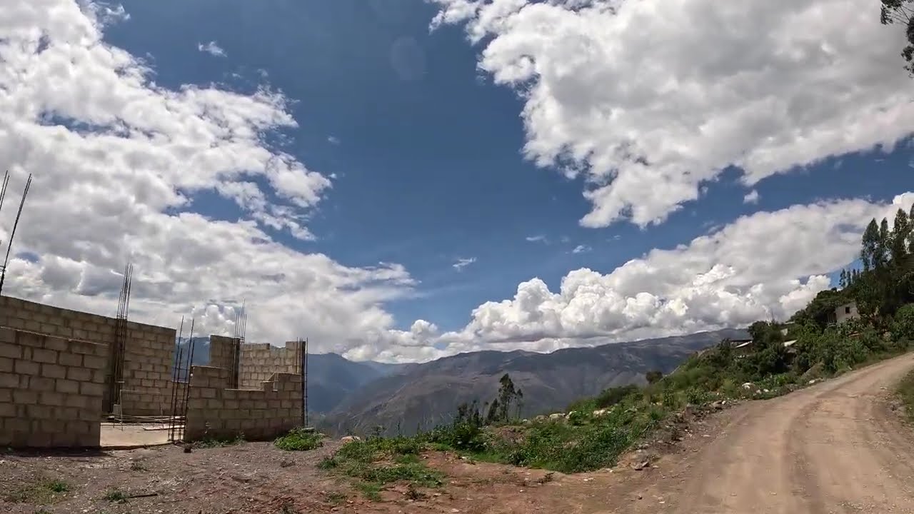 primer tramo hacia la carretera de la muerte  Abancay      karcaterra