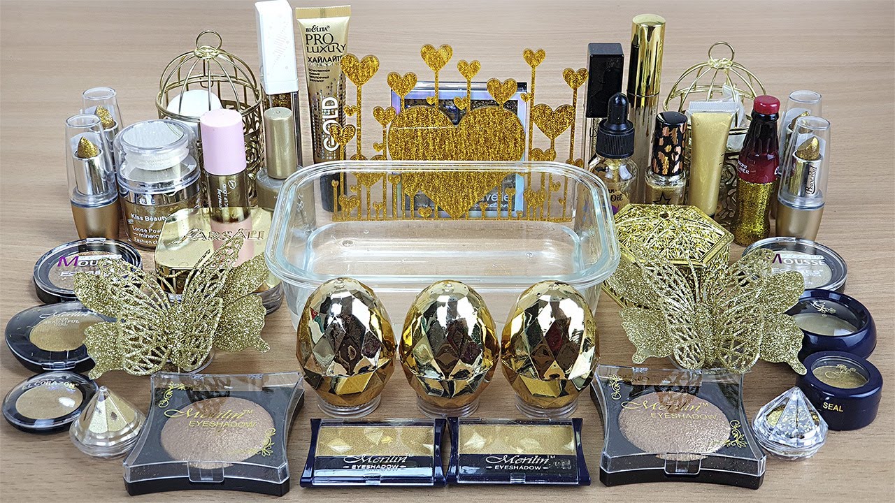 GOLD SLIME Mixing makeup and glitter into Clear Slime Satisfying Slime Videos