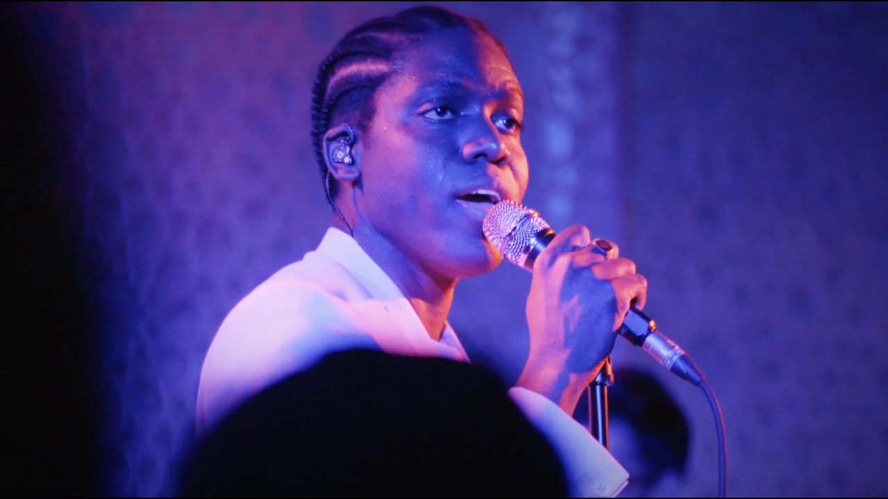 Garth. // Human Nature (Live, Official Video)