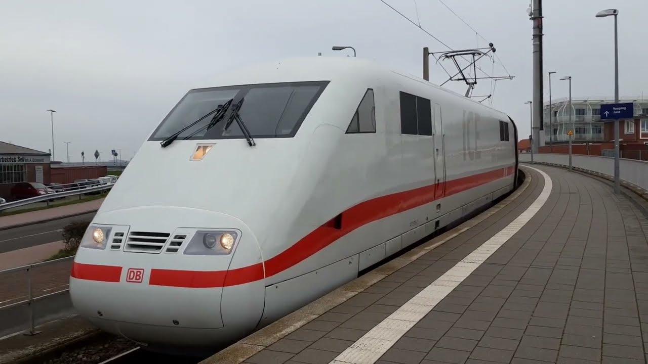 ICE 1 (ICE1110)  / Bahnhof Norddeich Mole 15.01.2022