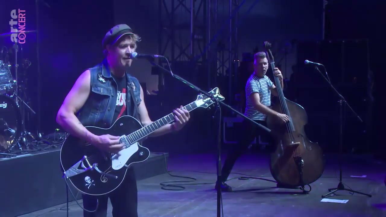 The Living End - Raise The Alarm (Budapest 2018)