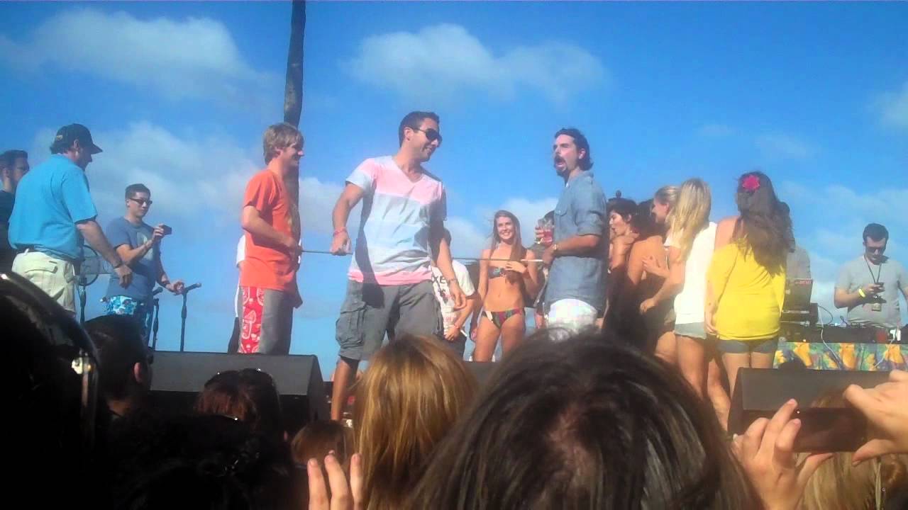 BSB Cruise 2011 Beach Party - Limbo